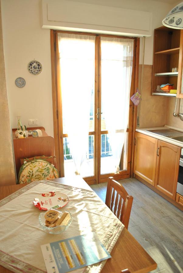 La Primula Apartamento Ceparana Exterior foto